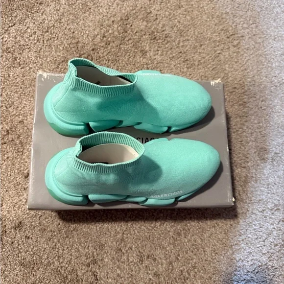 Balenciaga Mint Green Sneakers - Picture 2 of 3